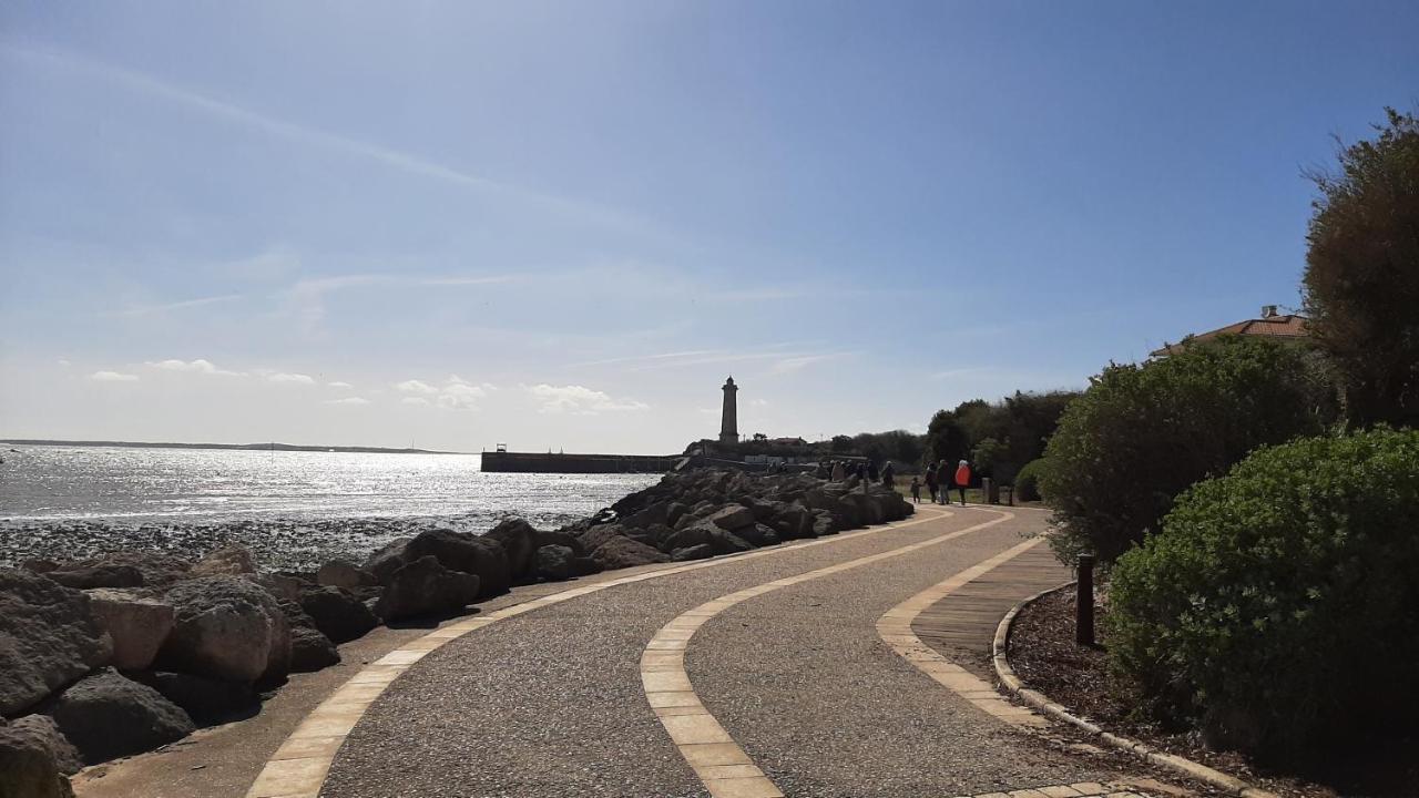 Le Petit Bleu De Didonne 28M2 150 M De La Plage Avec Balcon Saint-Georges-de-Didonne Zewnętrze zdjęcie